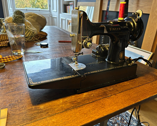 Singer featherweight 221 - singer,