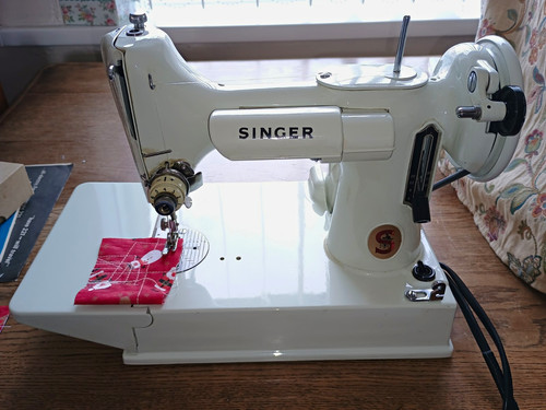 Singer featherweight 221k - featherweight,