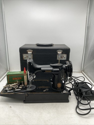 Vtg 1957 singer 221 - vtg,