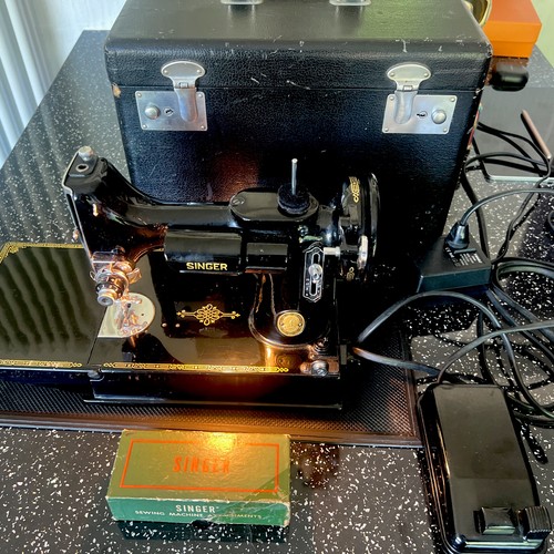 Vintage 1952 singer 221k - 1952,