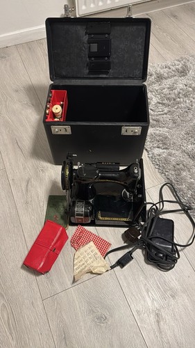 Singer 221k featherweight - singer,
