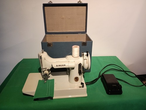 Singer 221k featherweight - singer,