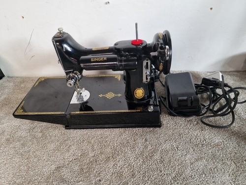 Vintage singer featherweight - ,