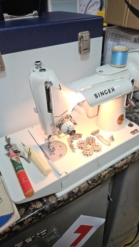 Vintage white singer 221k - white, in