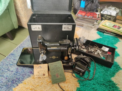 Vintage singer 221k - vintage,