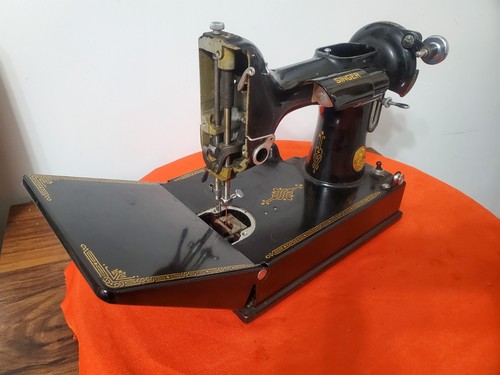 Vintage singer 221 - singer,