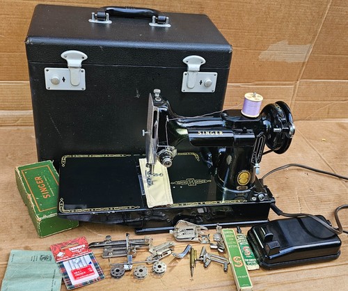 1955 singer 221kfeatherweight - singer,