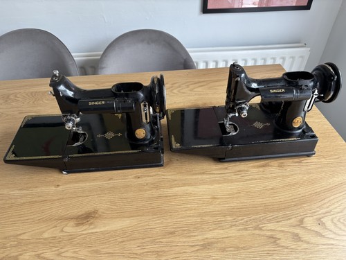 Singer 221 sewing machine - x,